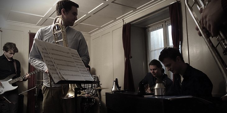 digitalglarus_jazz_concert_band_brass.jpg