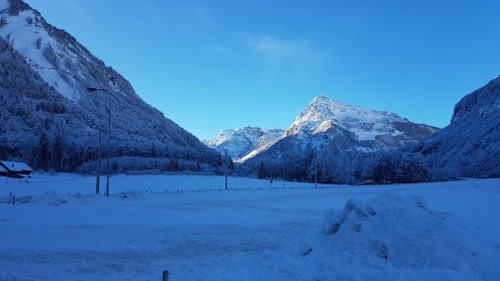 blick_nach_linthal_von_rueti_small.jpg